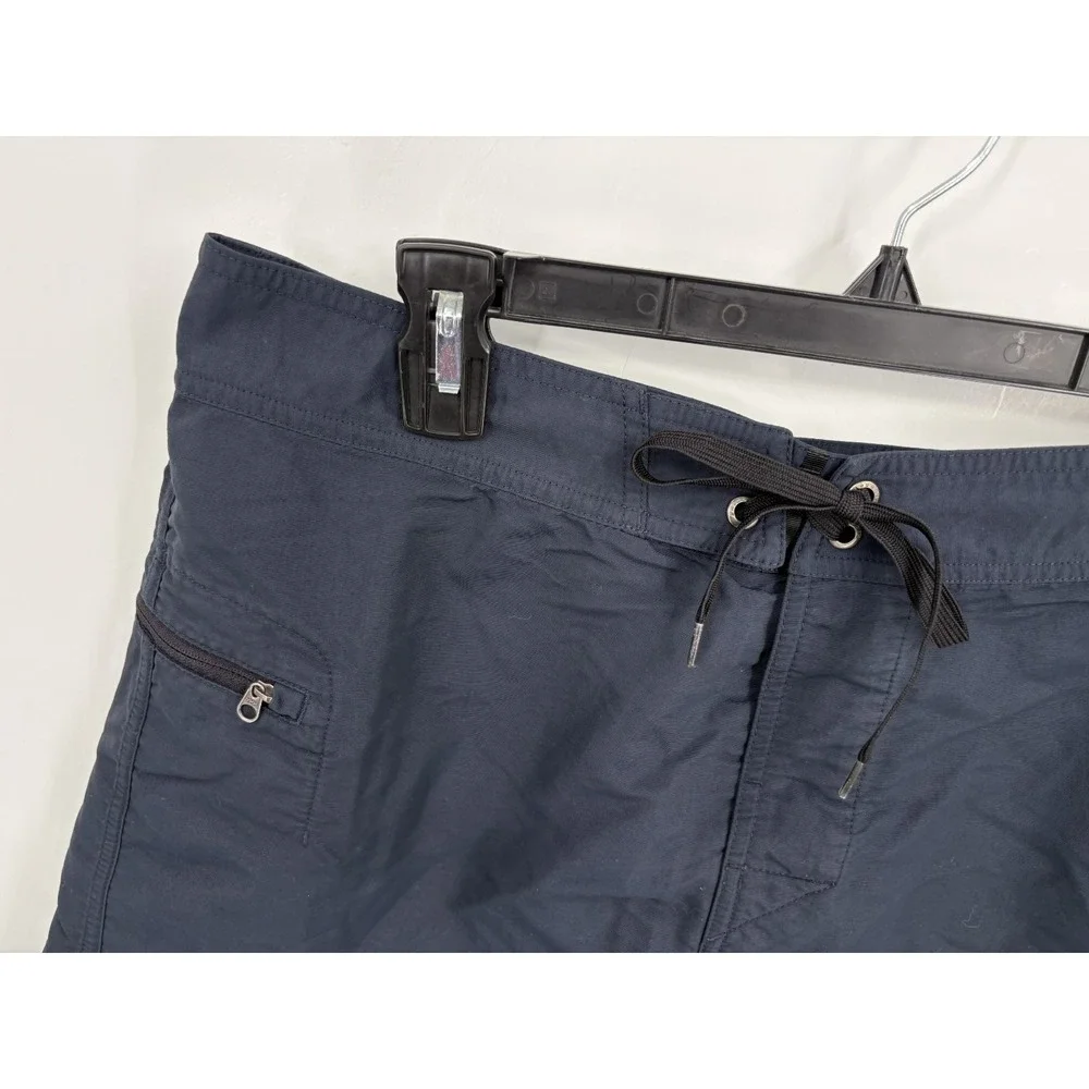 Patagonia Wavefarer Shorts Men's 34 Navy Blue Swimwear Board Water Beach 86554